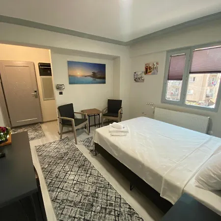 Eraliz Hotel 3*