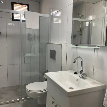 Eraliz Hotel 3*