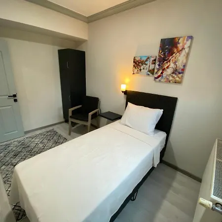 Eraliz Hotel